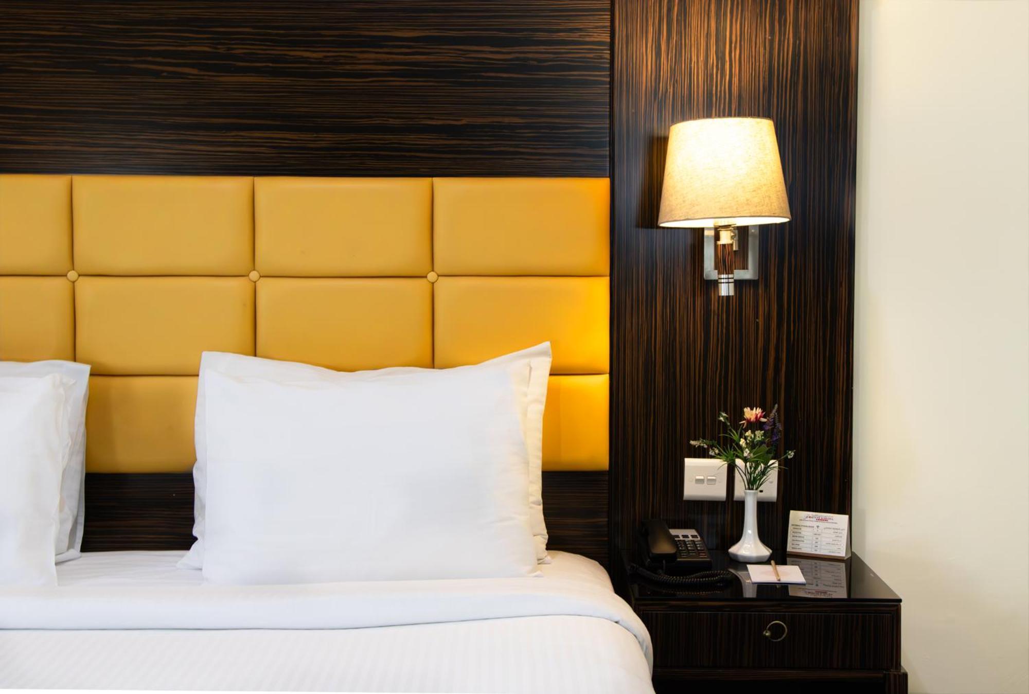 Fortune Karama Hotel Dubaï Extérieur photo